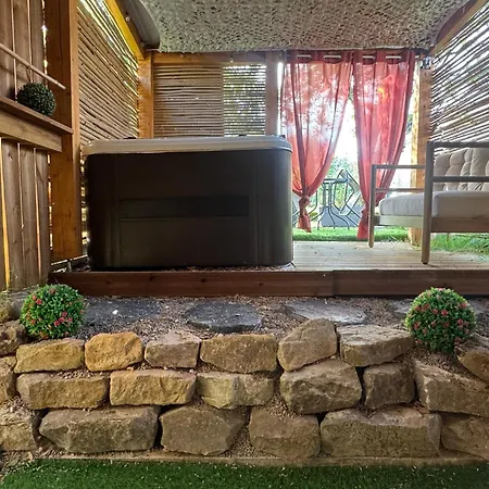 Escale Dans Les Vosges Avec Jacuzzi Privatif * Deyvillers