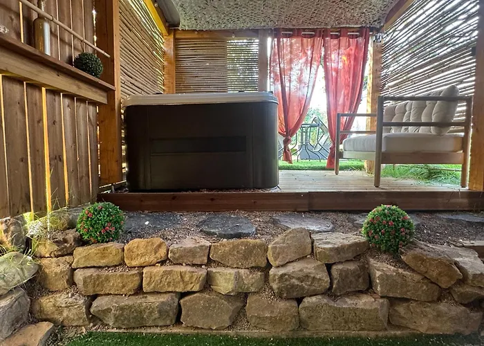 Escale Dans Les Vosges Avec Jacuzzi Privatif * Deyvillers